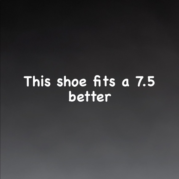 Authentic ysl tribute 105 boot make me an OFFER 😊 - Picture 8 of 8